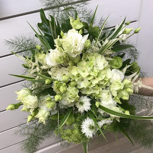 Elegant White Bouquet Winchester