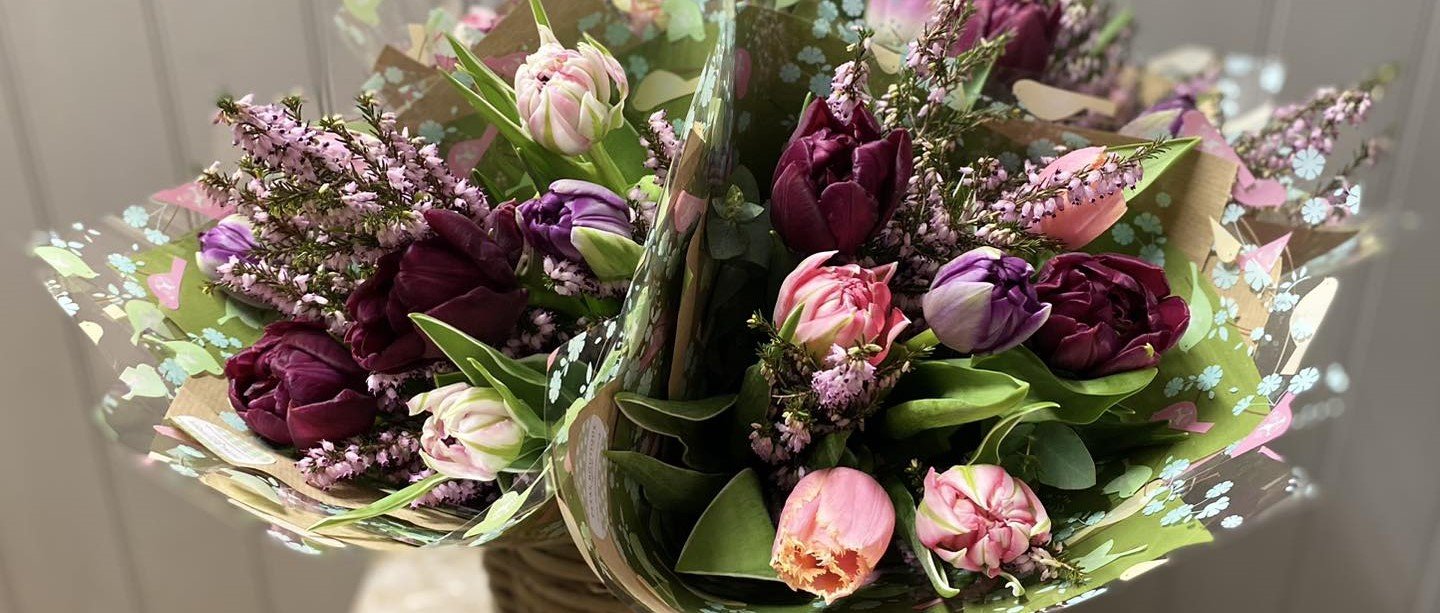 Vintage Pink Tulips Bouquet delivery in Winchester Joannes Florist